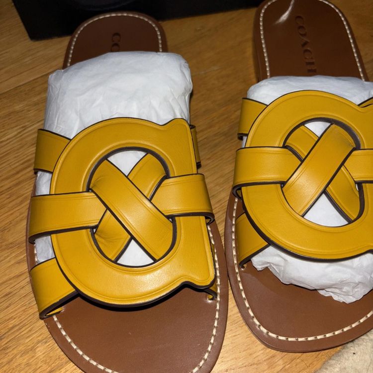 Coach Issa Yellow Gold Leather Slides Sandal Shoes Women's UK 6 BNIB £195 obraz 2