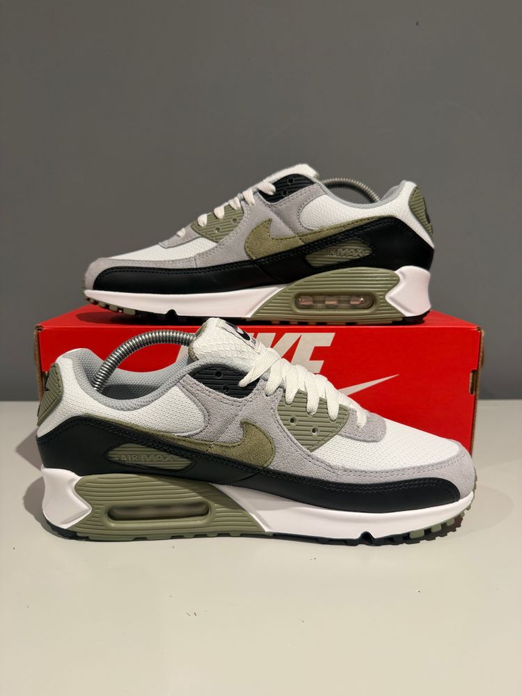 Immagine di Nike Air Max 90 Silver Sage UK 8  2