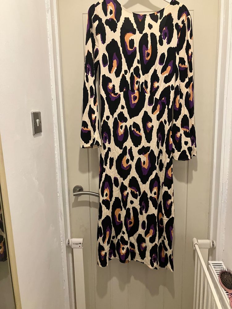TU Long Sleeve Leopard Print Dress