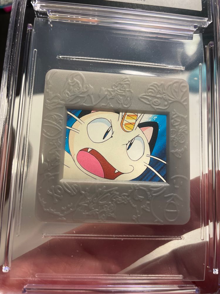 2000 Pokémon Meiji Picture Frame Film Cell Silver Meowth CGC 10 Vintage Rare 4