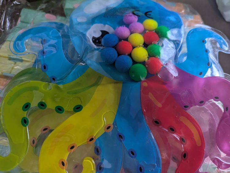 Octopus colour sorting fidget 