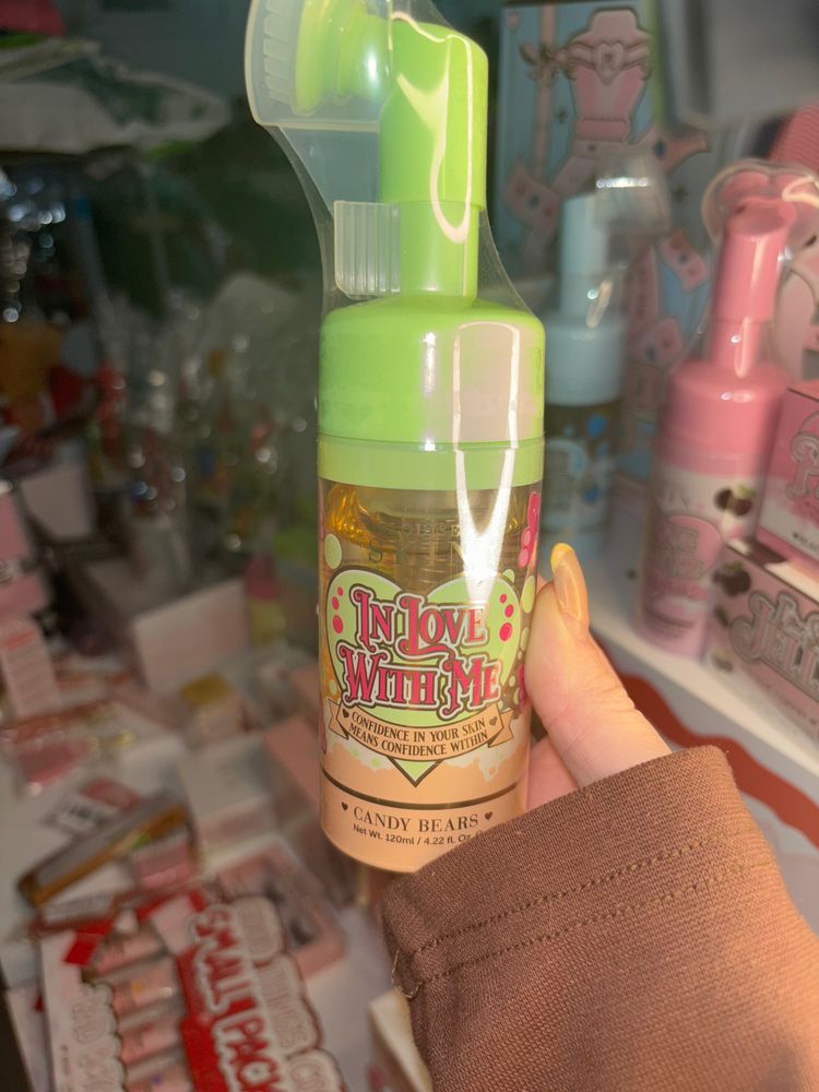 Other In Love With Me Candy Bears Scented Mist product image