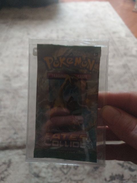 Pokemon Pokemon Trading Card Game Booster Pack fates collide product image