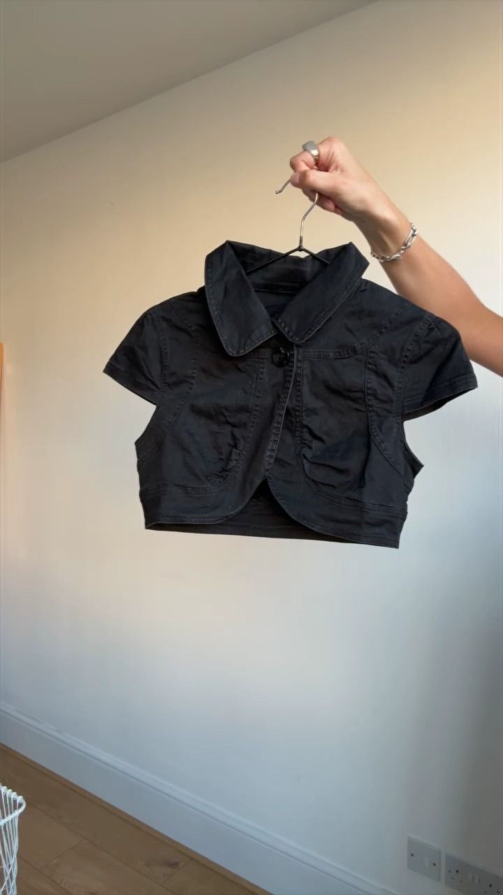 Other cropped waistcaot size XS  product image