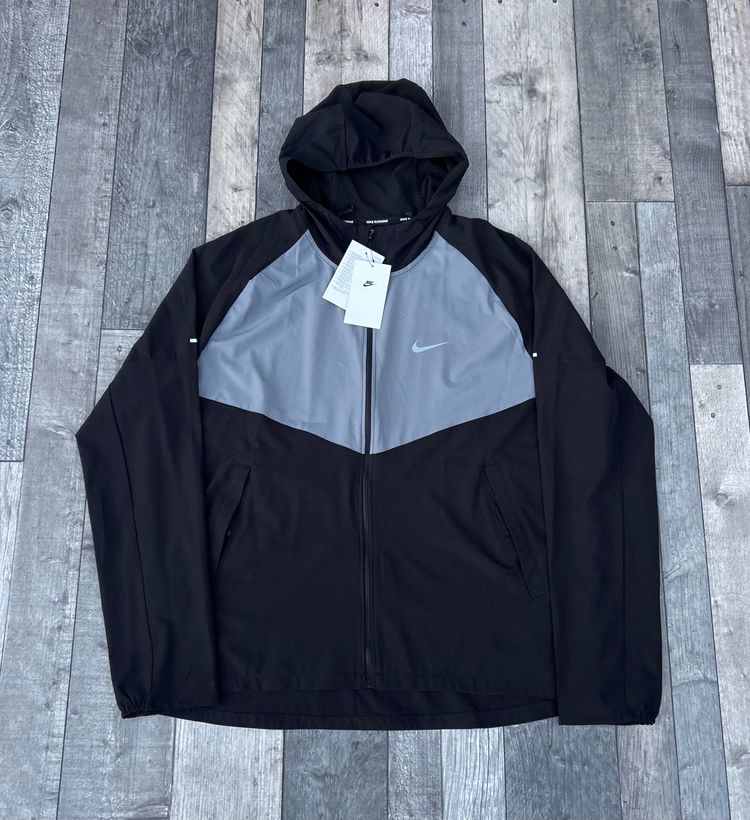 Nike Dri-Fit Repel Miler Hooded Jacket ‘Two Tone’ - Size Large image 2