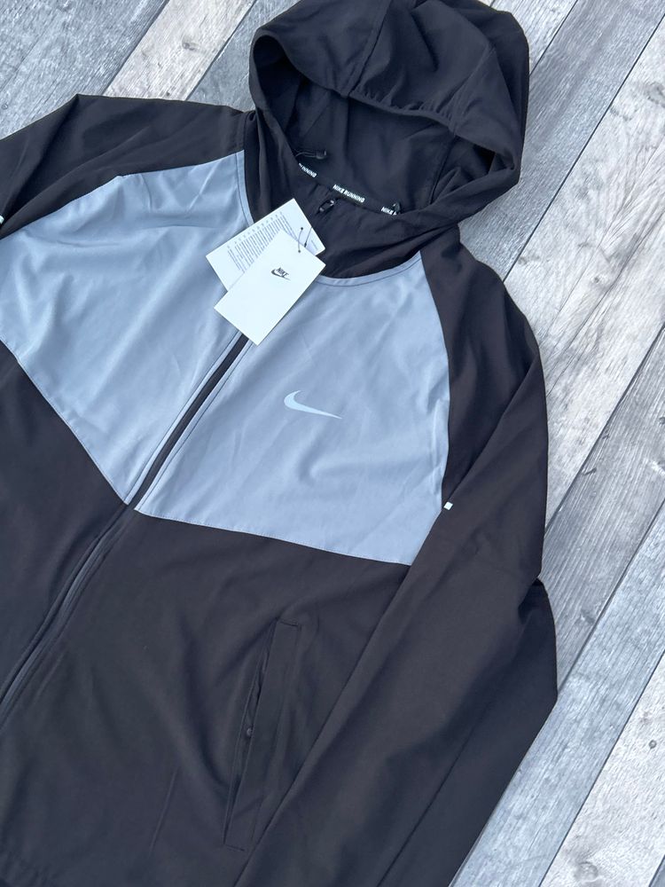 Nike Dri-Fit Repel Miler Hooded Jacket ‘Two Tone’ - Size Large image 3