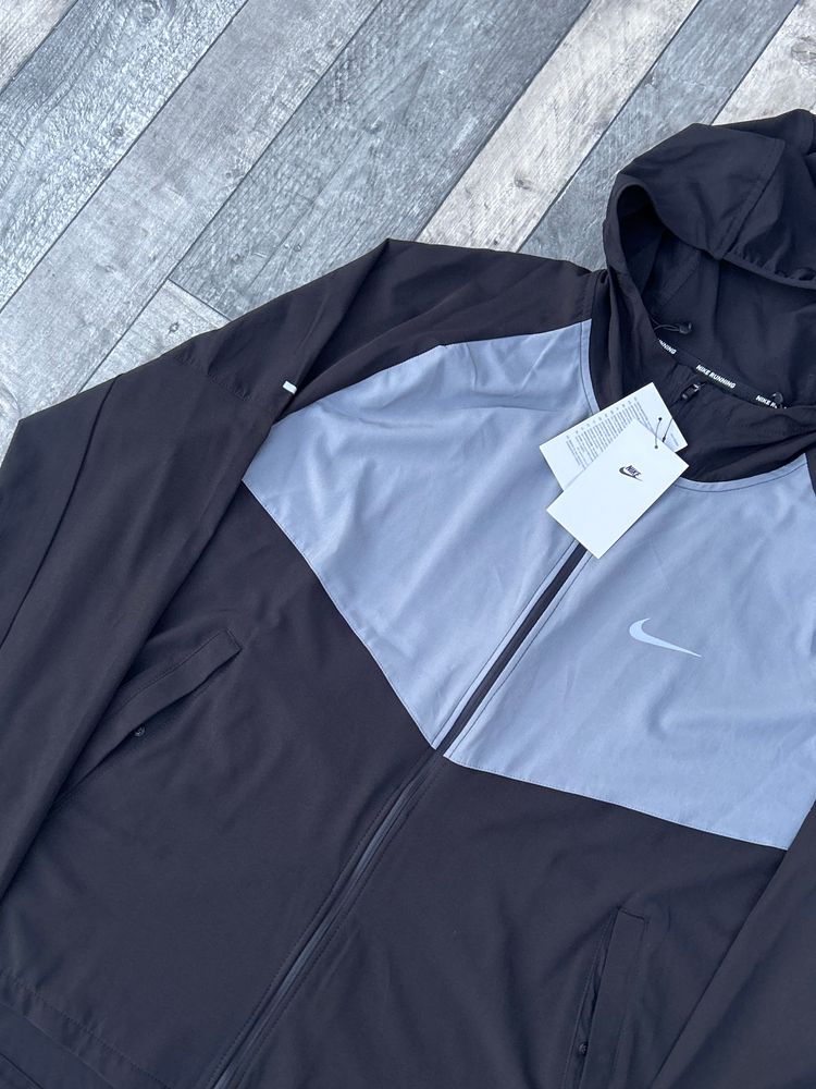 Nike Dri-Fit Repel Miler Hooded Jacket ‘Two Tone’ - Size Large image 5