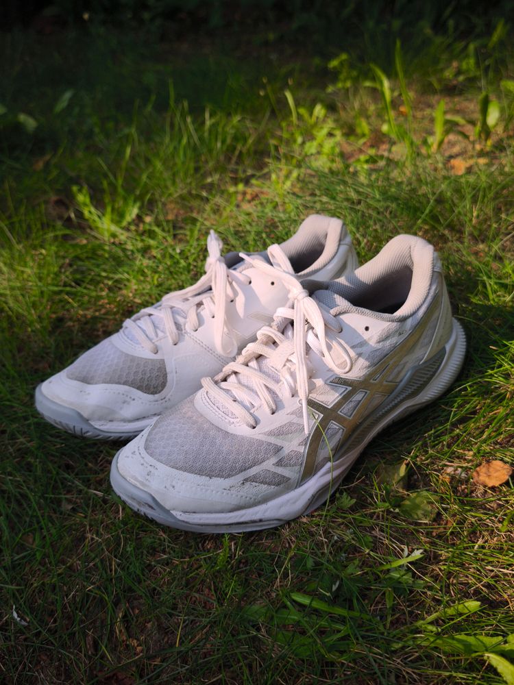 Asics White Running Shoes image 9