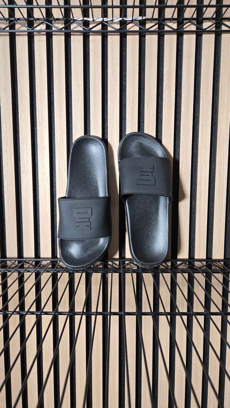 B129 DJK Black Sliders Brand New