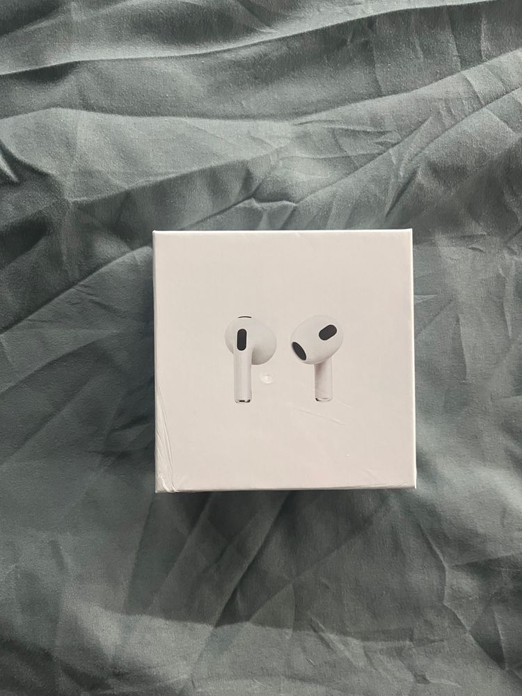 Wireless Earbuds With Charging Case