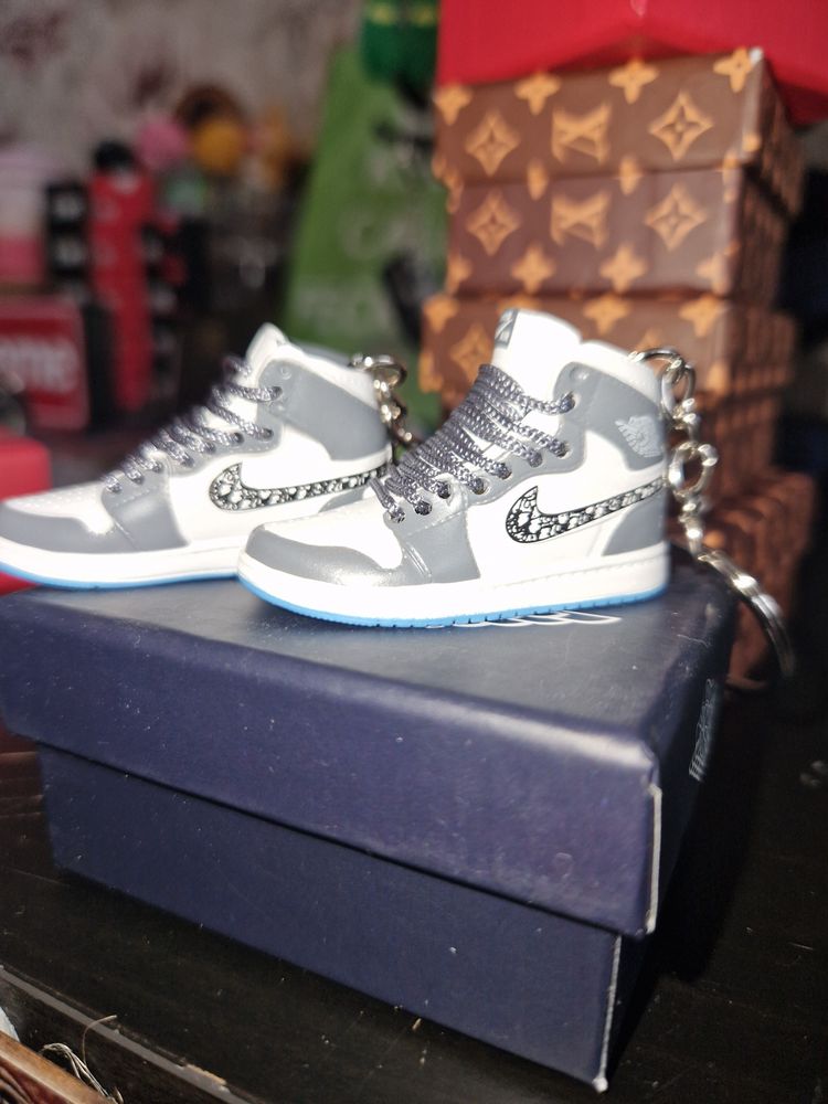 Nike Air Dior High-Top Sneakers Keychain