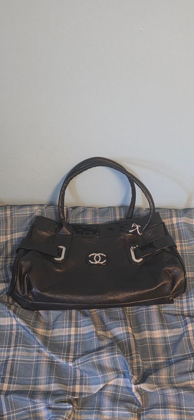 Chanel handbag in great condition original