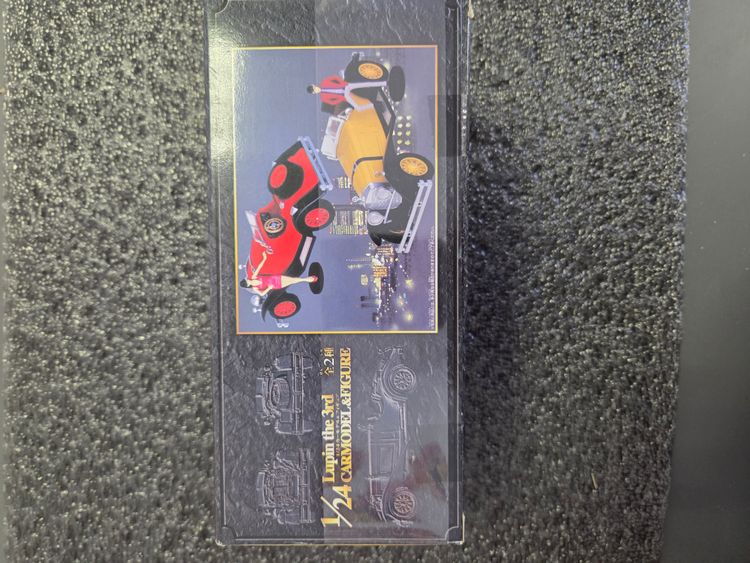 Immagine di 1/24 Limited Car Model Figure 2