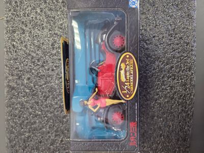 1/24 Limited Car Model Figure