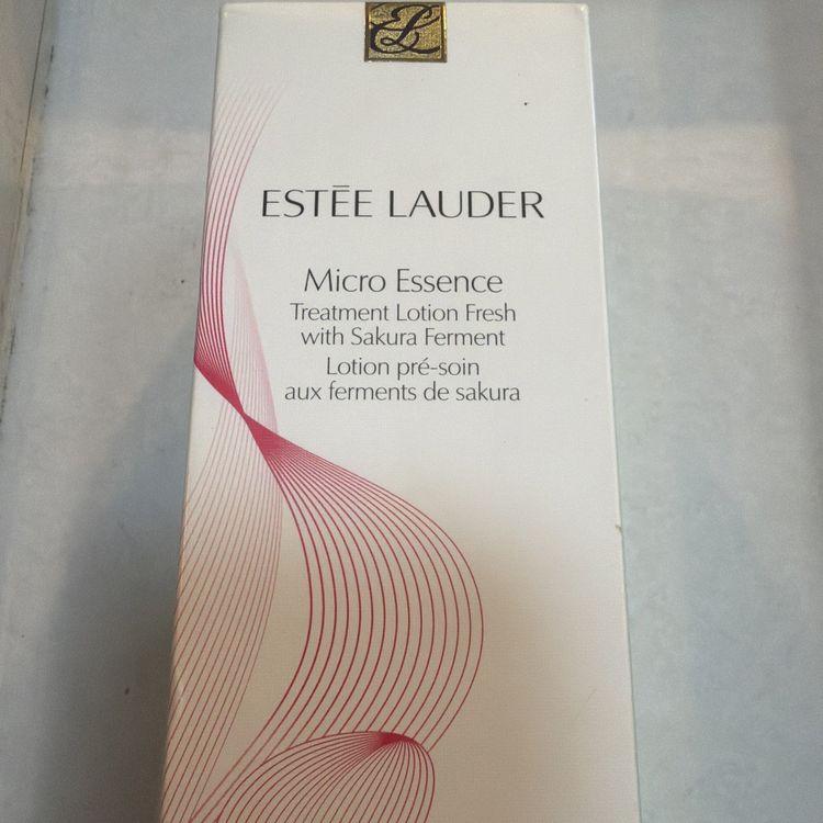 Estee Lauder Micro Essence Treatment Lotion Fresh With Sakura Ferment 200ml image 1