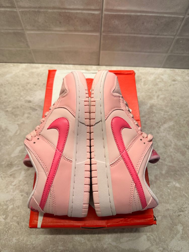 Nike  Sneakers Dunk Low Pink  6