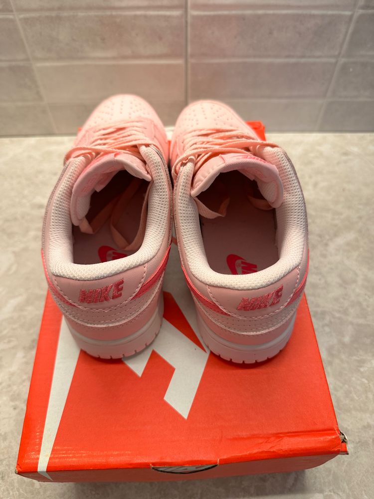 Nike  Sneakers Dunk Low Pink  4