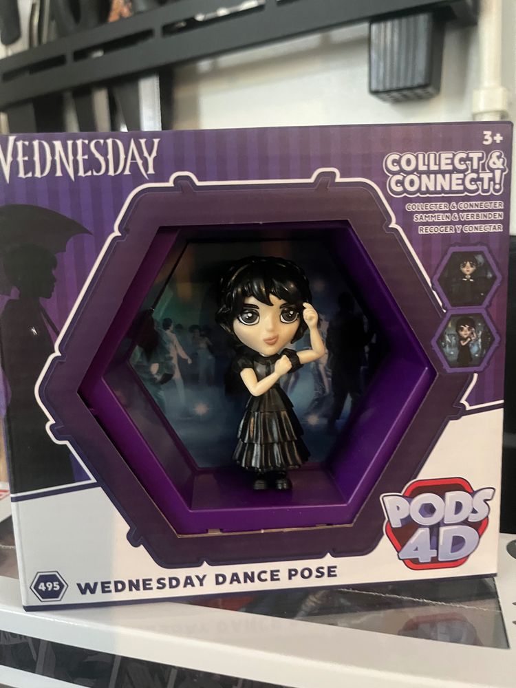 Wednesday Dance Pose Figure