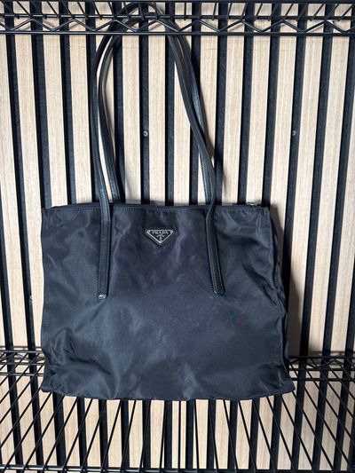 B24 Prada Tessuto tote bag