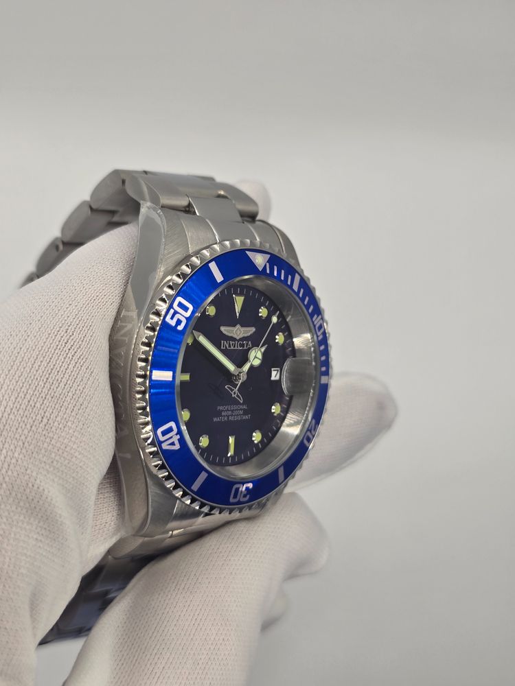 Invicta  Coastpath Stainless Steel Wristwatch With Blue Bezel imagen 4