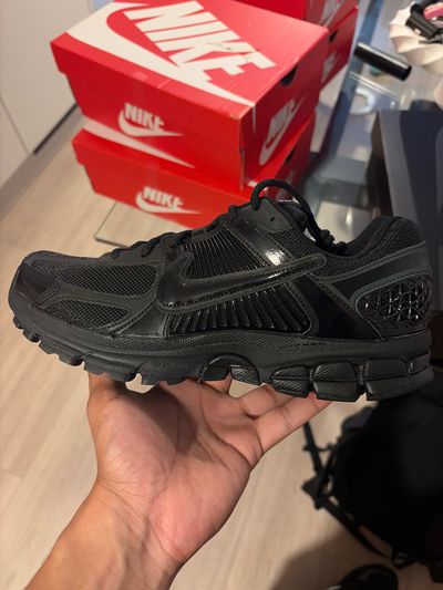 Nike Zoom Vomero 5 Sp Black Running Shoes