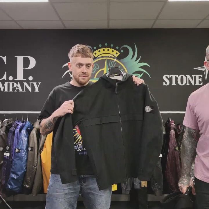 Stone Island 1800		Stone Island Special Process Tank Shield Wool stretch Multi  Layer Fusion Tech	green	XXL product image