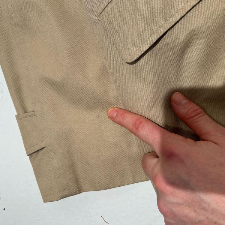 Burberry Cream Trench Coat imagen 6