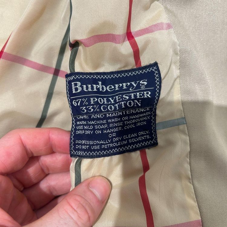 Burberry Cream Trench Coat imagen 3