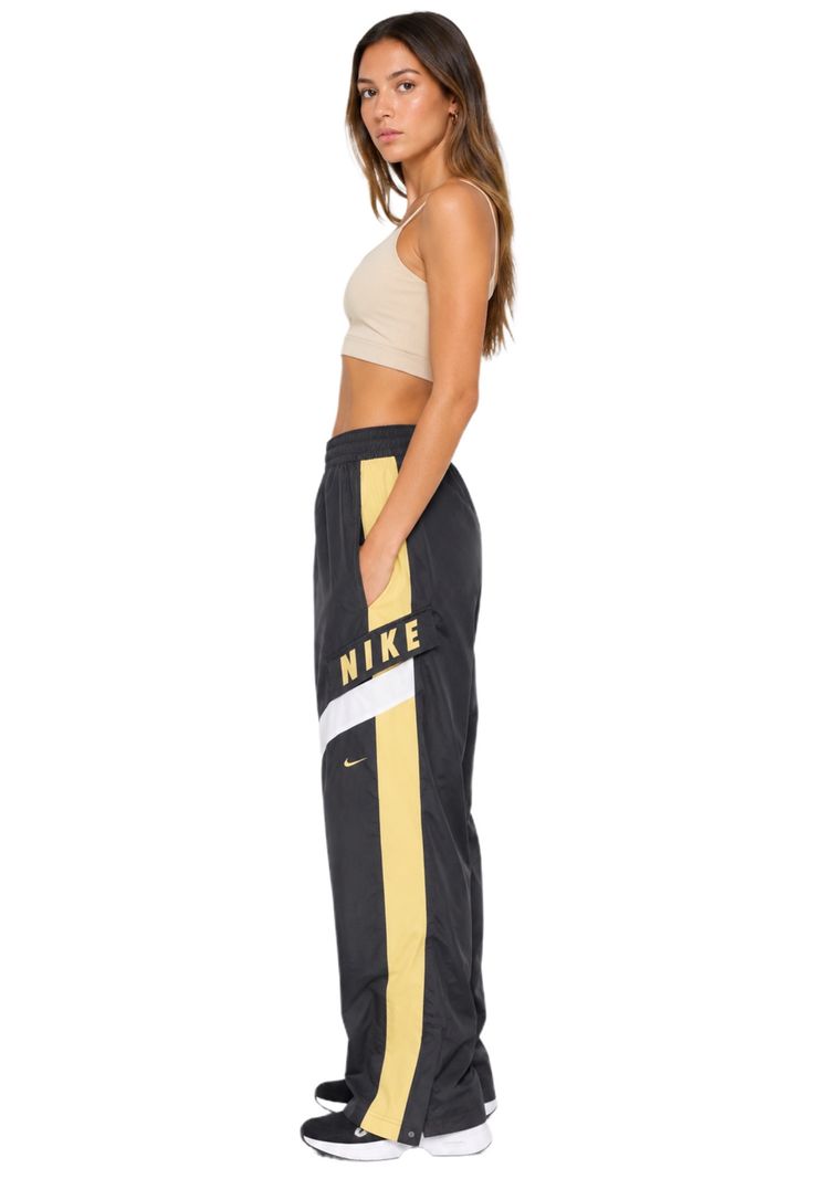 Nike Black And Yellow Sportswear Pants obraz 3