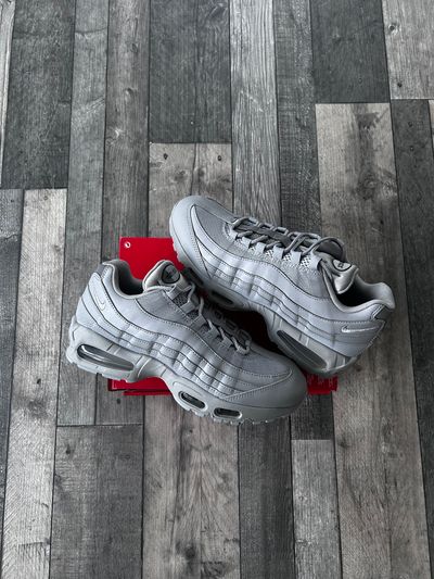 Nike Air Max 95 Trainers ‘Wolf Grey’