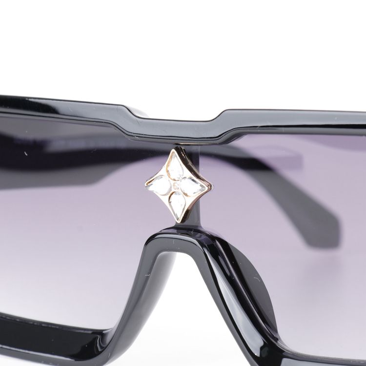 Louis Vuitton sunglasses image 9