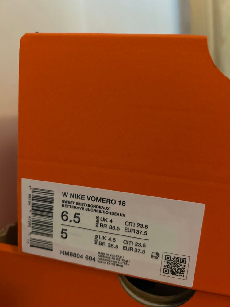 Nike Vomero 18 Uk 4  RRP £135 2