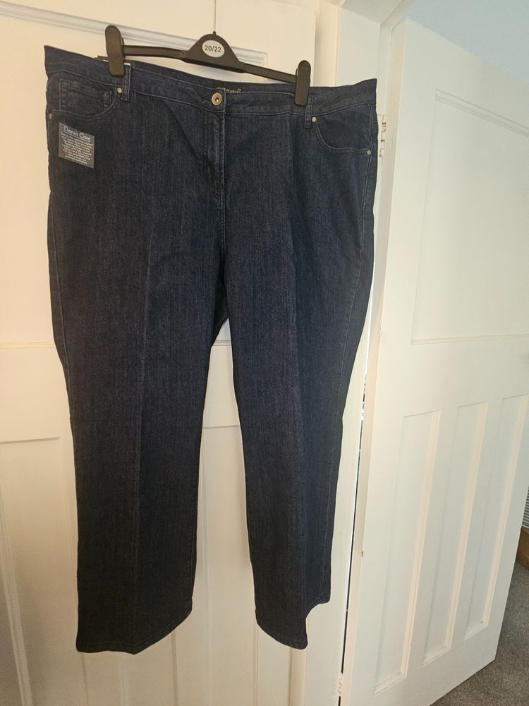 David Emanuel dark blue denim jeans obraz 2