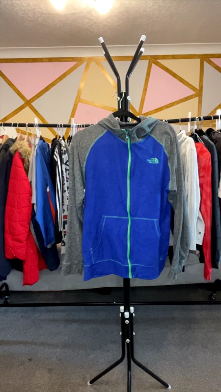 002 Boys The North Face Fleece (age 18-20)