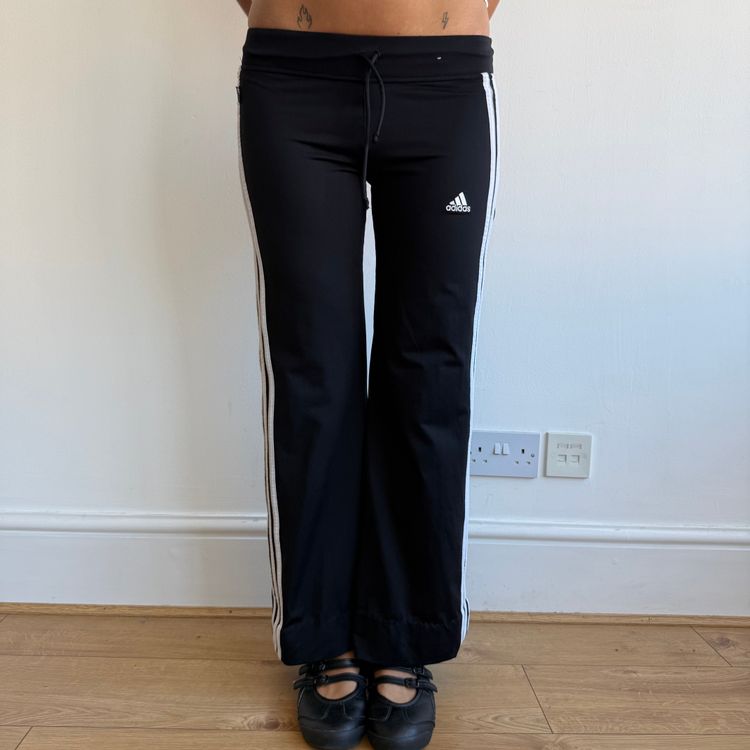 Black Adidas flared yoga pants - Size XS obraz 7