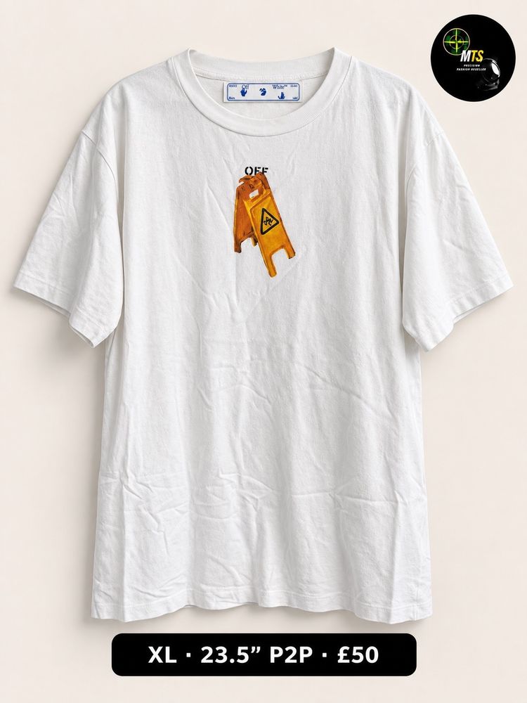 2533 Off-White White Graphic T-Shirt 23.5” p2p imagen 1