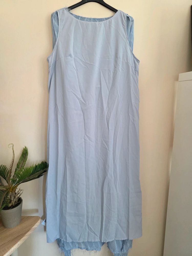 Immagine di Shein Baby Blue Feather / Eyelash Textured Kaftan & Slip Dress (Size M/ UK10-12) 3