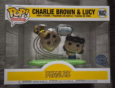 Funko Pop Moment Charlie Brown & Lucy Vinyl Figure