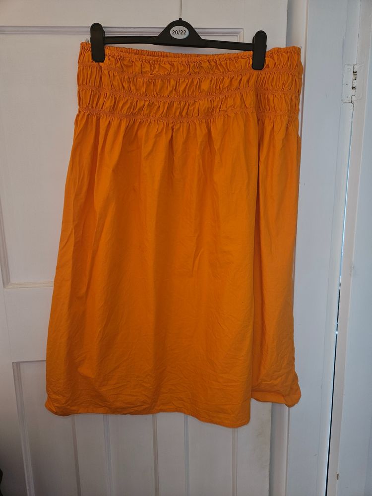 orange skirt