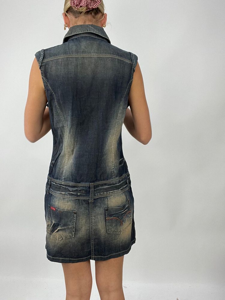 TAYLOR SWIFT DROP | large dark wash denim dress with bleached effect image 4