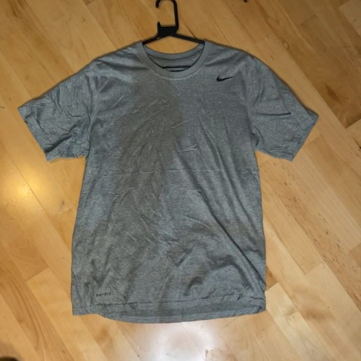 Nike Nike Dry Fit T-Shirt product image