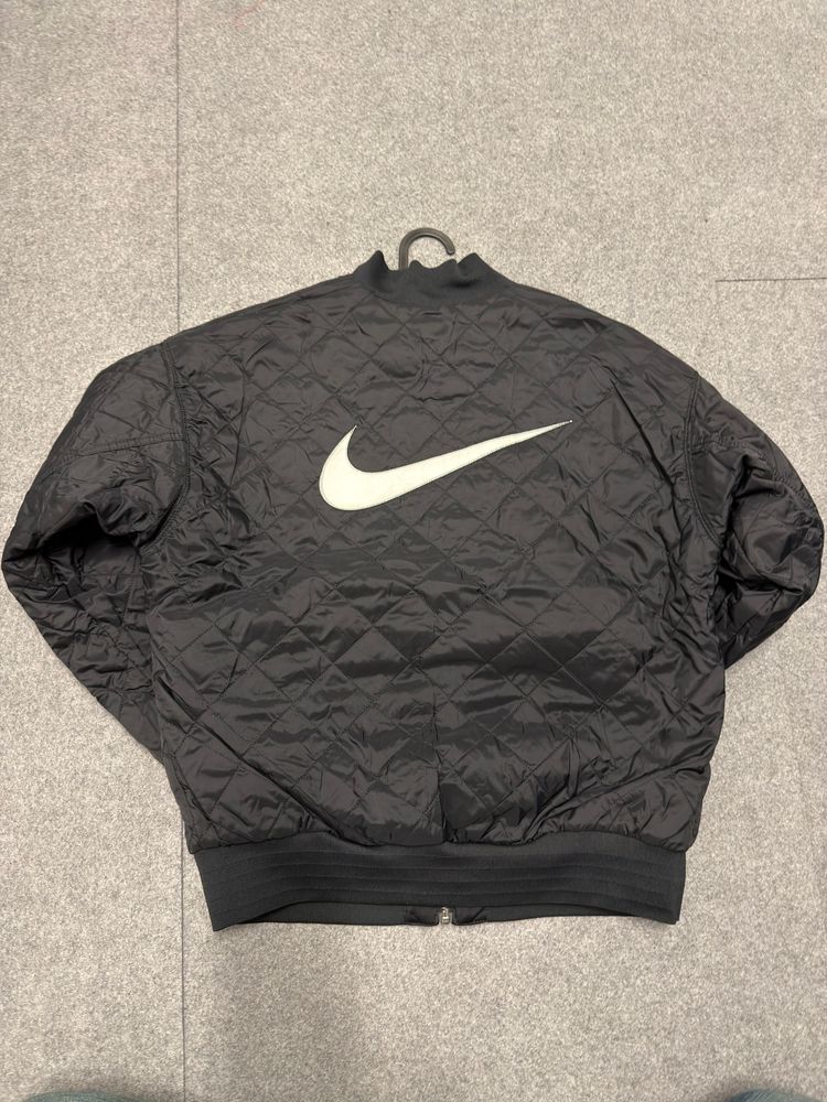 Immagine di Nike REVERSE Black Quilted Bomber Jacket 2