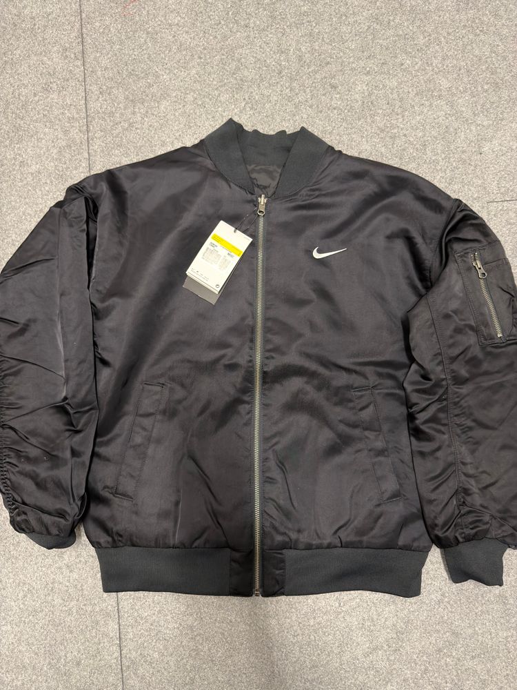 Immagine di Nike REVERSE Black Quilted Bomber Jacket 3