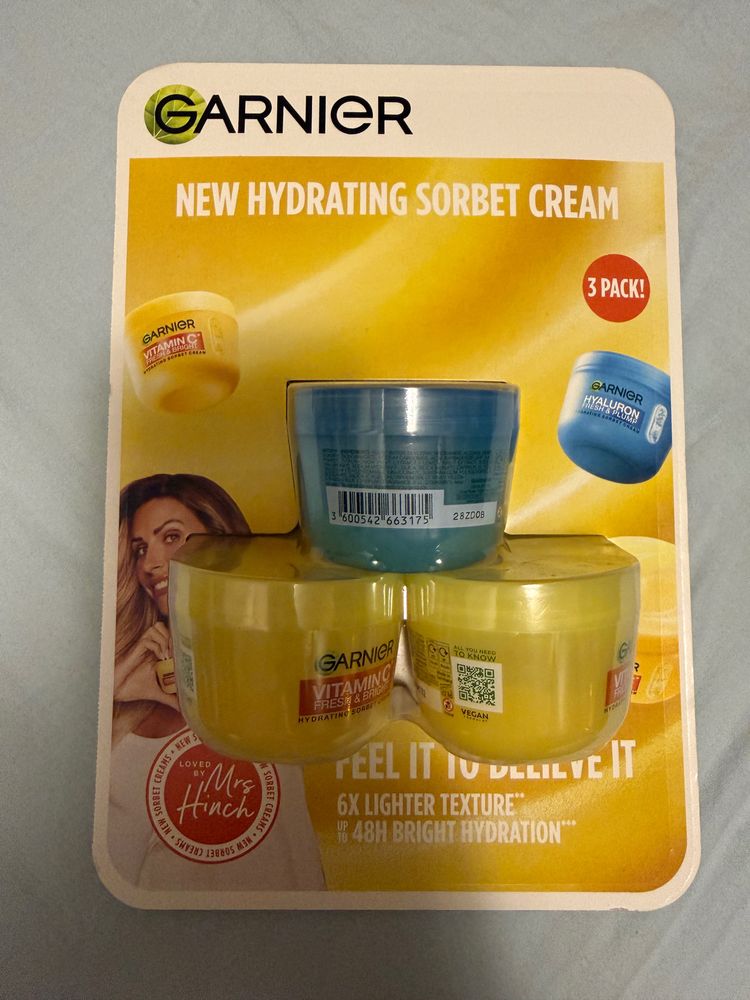 Garnier Garnier New Hydrating Sorbet Cream 3 Pack product image