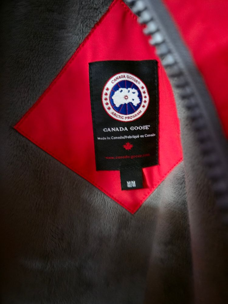 Canada goose Red Jacket 3