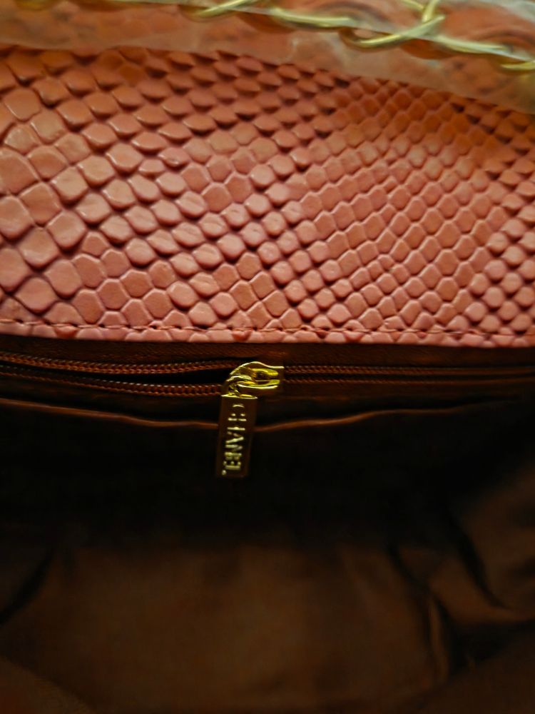 Cc pink Snakeskin Leather Handbag image 5