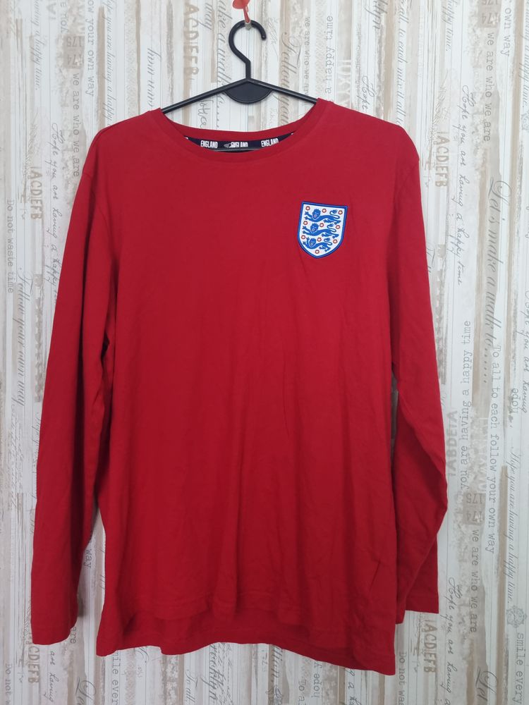 Red Long Sleeve Shirt With England Football Crest