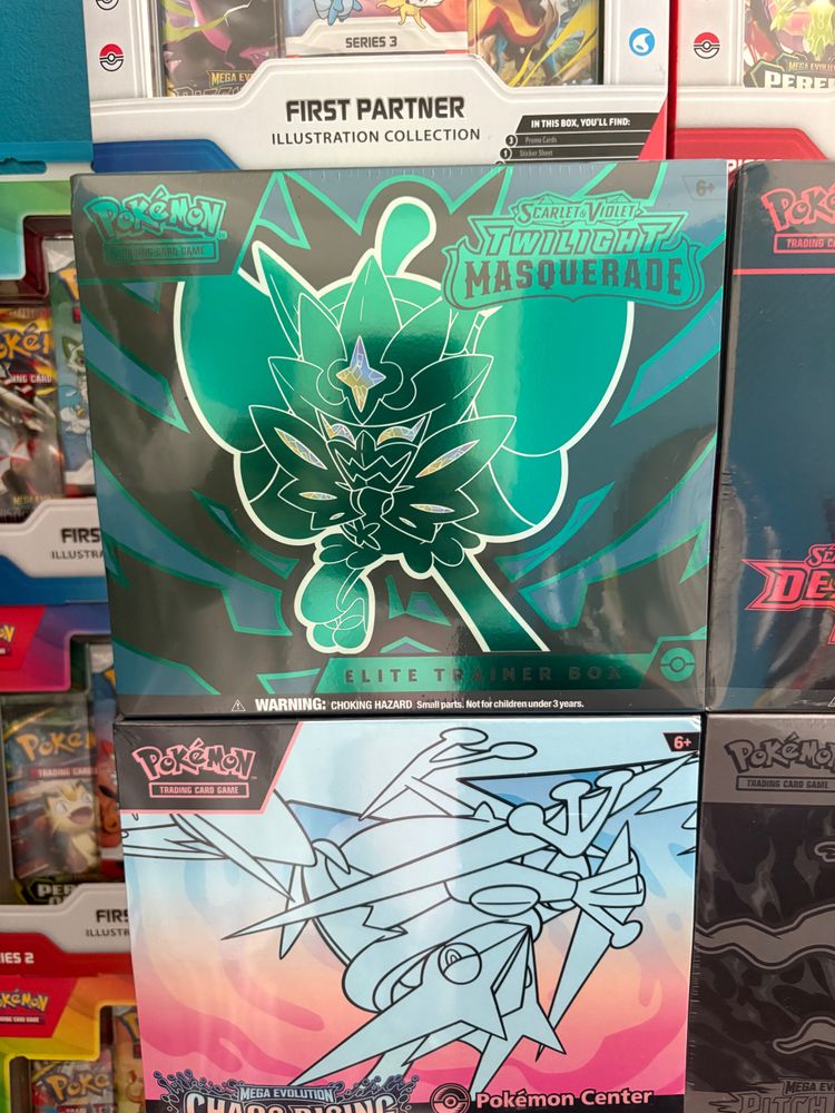 Pokémon Trading Card Game Elite Trainer Box obraz 1