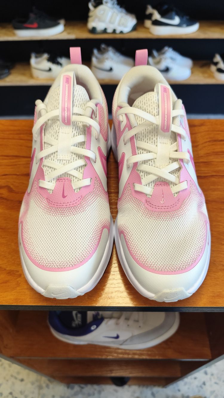 Nike Stelar Runner  image 2