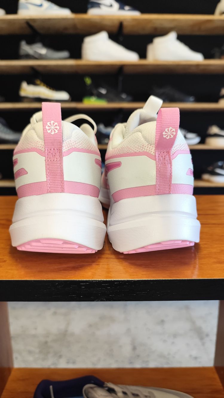 Nike Stelar Runner  image 3
